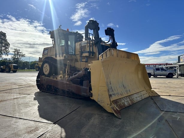 CAT D10 Crawler Dozer